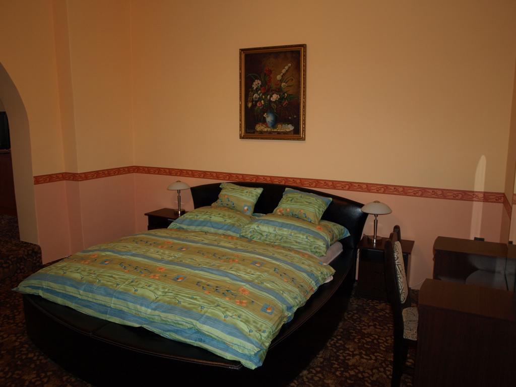 Fonix Panzio Hotel Papa Ruang foto