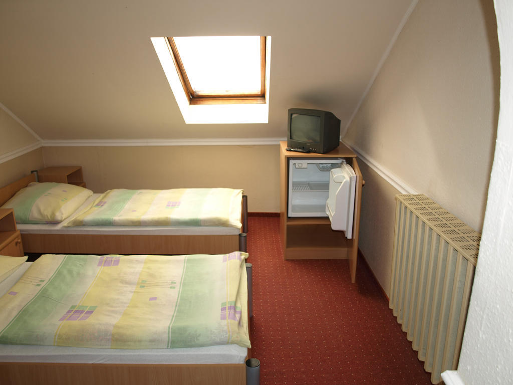 Fonix Panzio Hotel Papa Ruang foto
